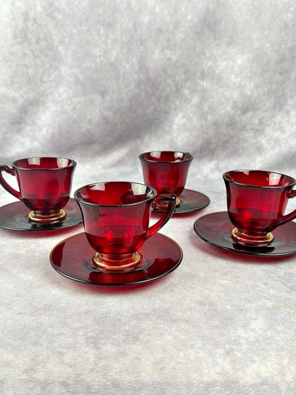 VTG Ruby Red Ombre Glass Espresso Cups Saucers Set of 4 Demitasse 4 Oz